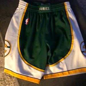 Seattle Sonics Mitchell & Ness Swingman Shorts